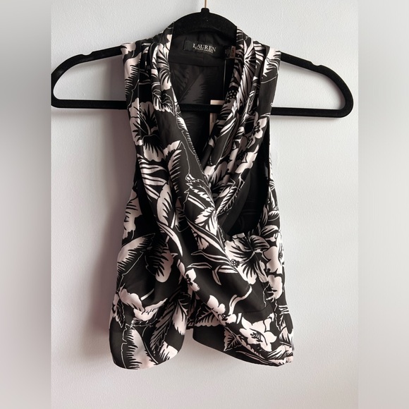 LAUREN RALPH LAUREN Women's Floral Crepe Cropped Halter Blouse - Picture 4 of 10